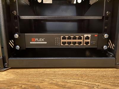 Switch mounting bracket for EIFLEX PoE Switch x8 10" rack