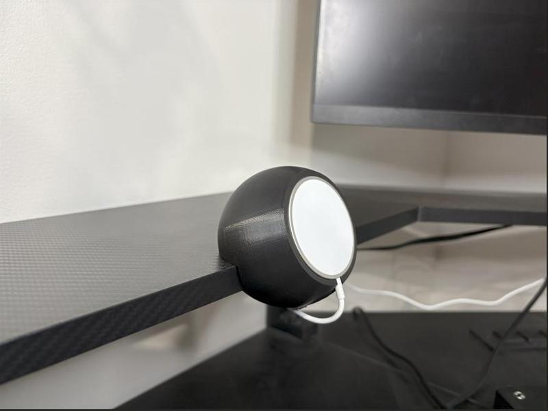 Magsafe Cahrging Ball Desk