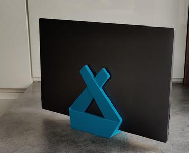 Universal laptop tablet stand
