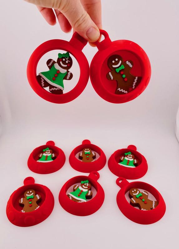 Gingerbread People Ornament Set