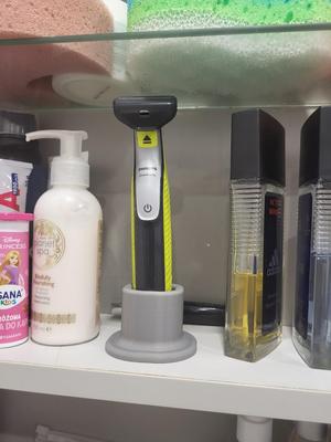 One blade stand