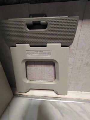 folding stool bracket