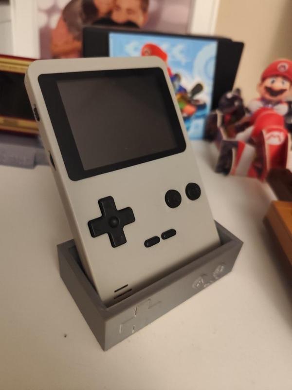 QSS RETRO GAMES STAND