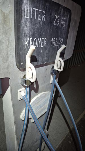 Gas pump handle for children