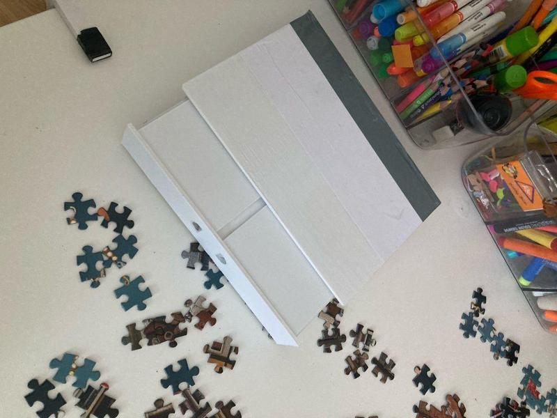 Book-shaped safe deposit box