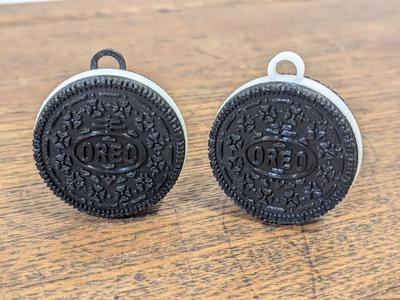 Super Clicky Oreo Spinner Keychain