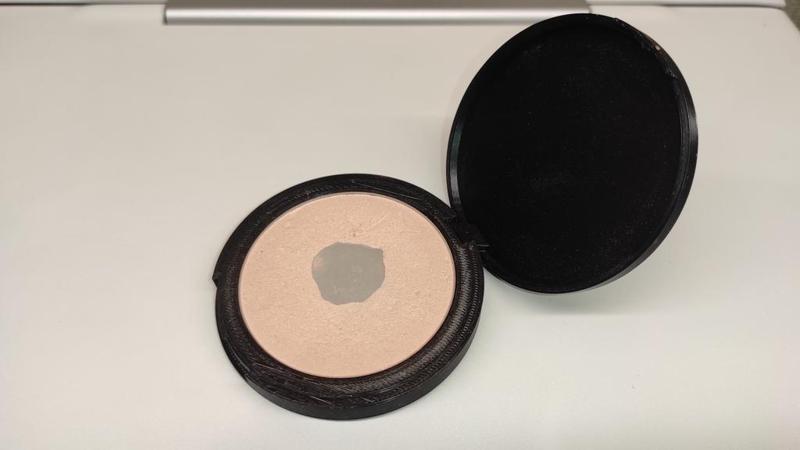 Simple cosmetic compact powder case