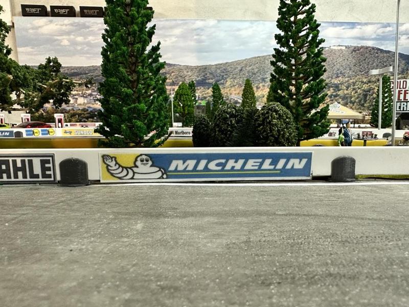 Dr!ft Sturmkind Bandenhalterung für 20mm Fensterabschlussleisten