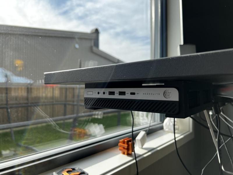 HP EliteDesk Mini 800 G5 Under desk-mount