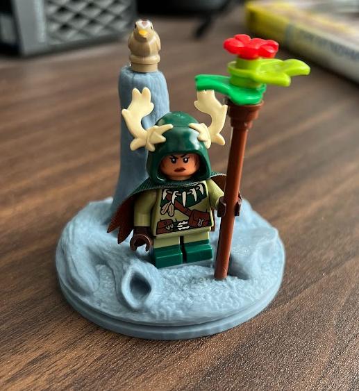 LEGO DnD Druid Figurine Stand