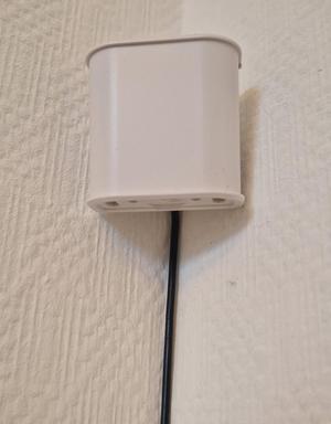 Everything Presence (Lite / One) Corner Mount