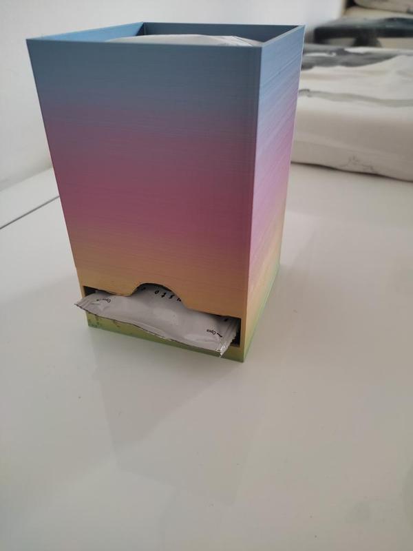 Coffee pods dispenser