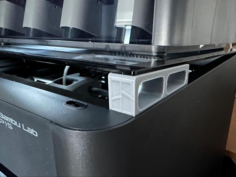 Simple top glass lid riser for venting.