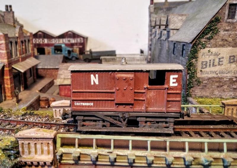 NBR/LNER brake van 1/76 scale model