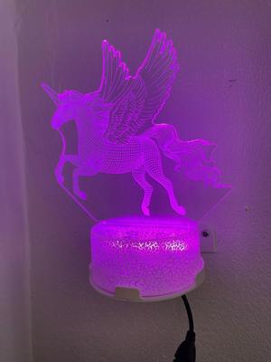 Wall mount for USB lamp