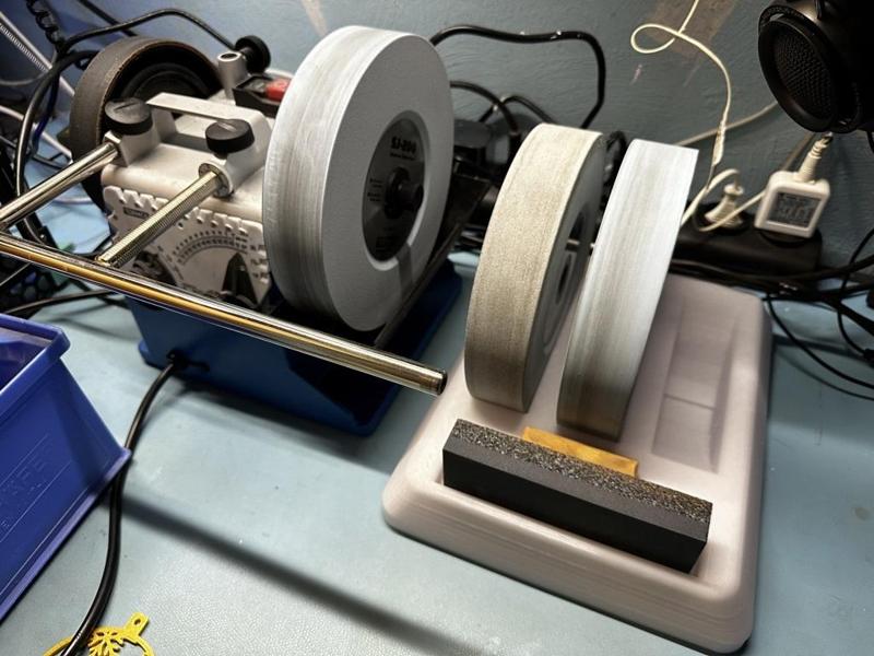 Tormek T4 grinding wheel stand