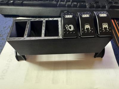Tube Mount Switchbox for 6 Carling Style Switches
