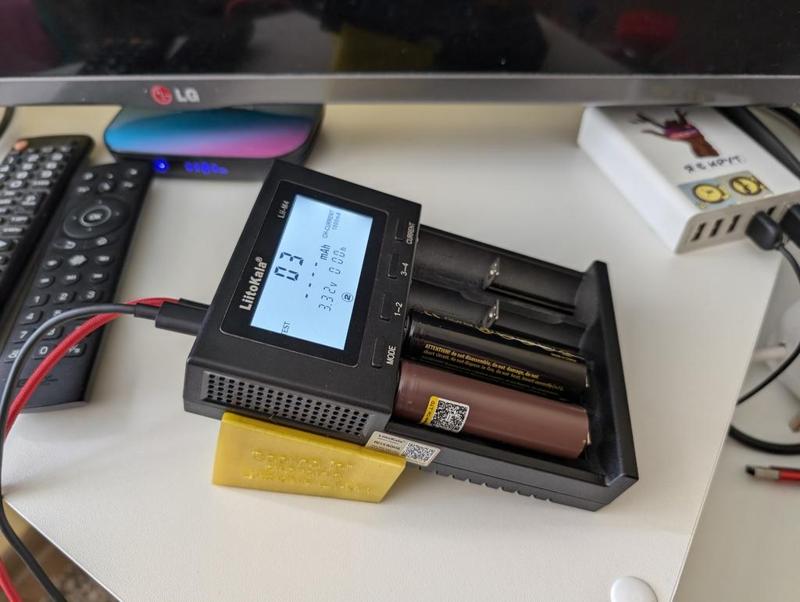 cooling for charger LiitoKala Lii-M4