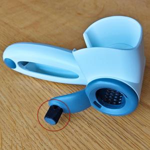 poignée de râpe à fromage