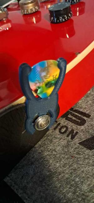 guitar strap clip pick holder 