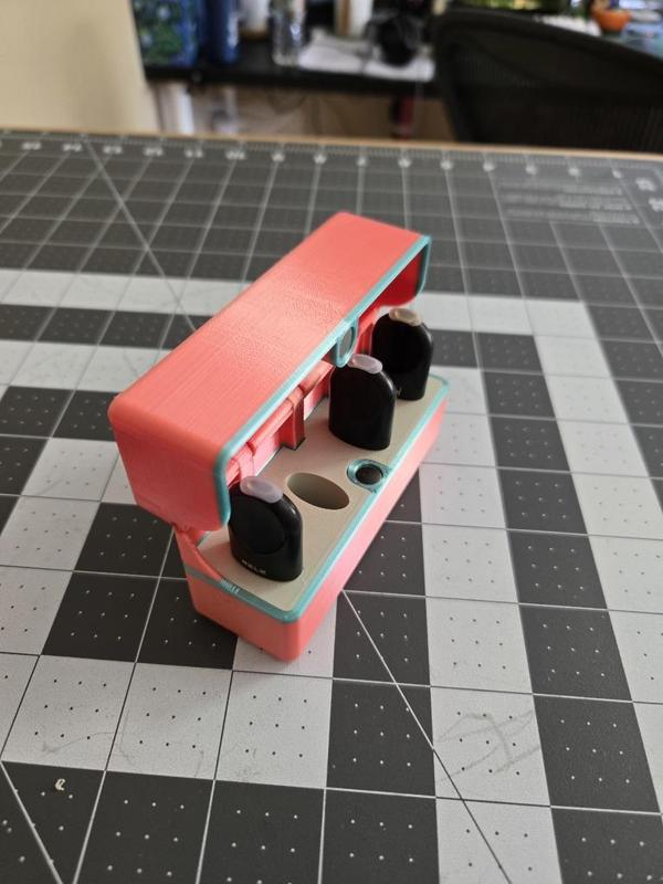 RELX Pod Magnetic Carry Case Holder