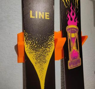 Mountain ski wall mount