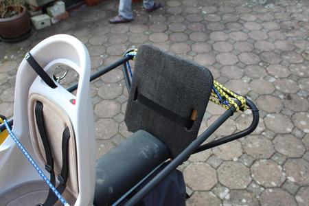 Decathlon Cargobike BTWIN R500E - Halterung für Rückenlehne 