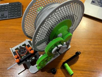 Bambu Lab P1 / X1 / X1C / X1CC Filament Spool Switcher & Winder if you use AMS