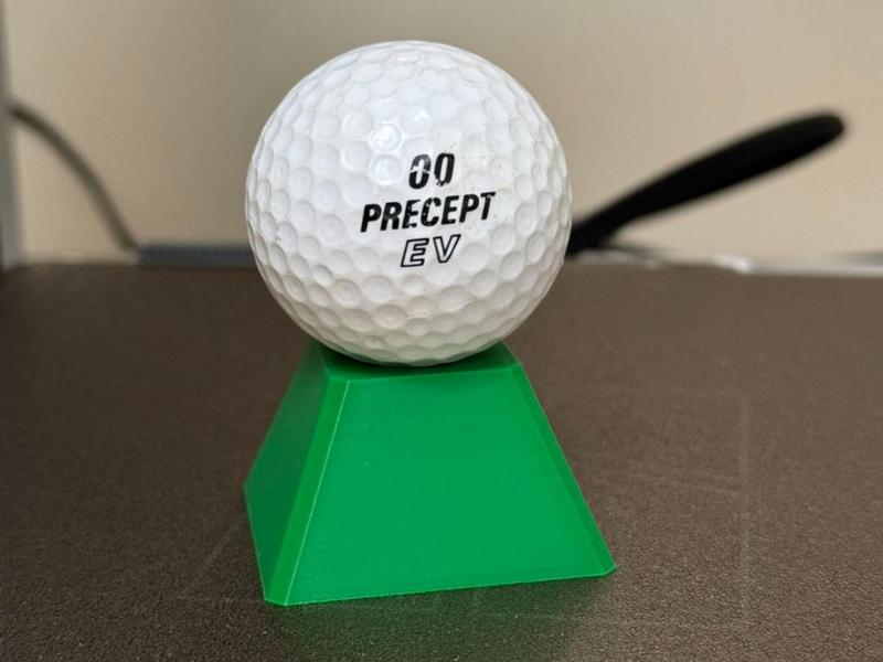 Golf Ball Display Stand - Pyramid Base