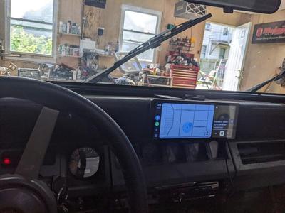 Jeep YJ - Android Auto / Carplay 10.26" Screen Dash Adapter 
