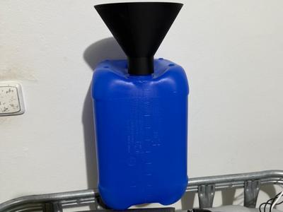 Funnel for cans (5l & 10l) with S 44x4 thread