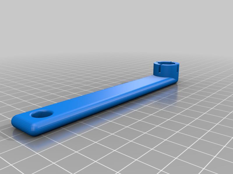 Apple Sauce Pouch Wrench