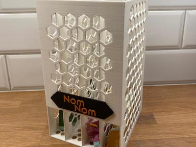 Snack/bar box compartment 