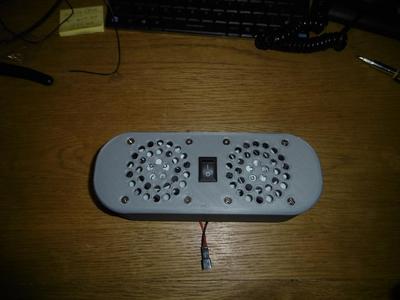 Dual 60mm side fan with charcoal filter