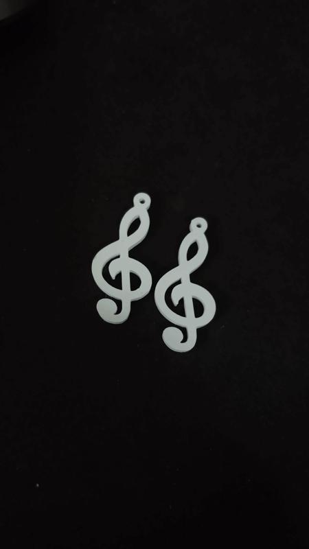 MUSICAL RINGS TREBLE CLEF MUSICAL NOTE