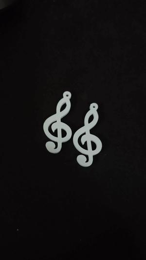 MUSICAL RINGS TREBLE CLEF MUSICAL NOTE