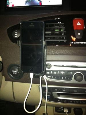 iPhone 5 and 4 car holder