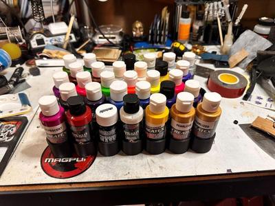 Airbrush Paint (33) Bottle Holder