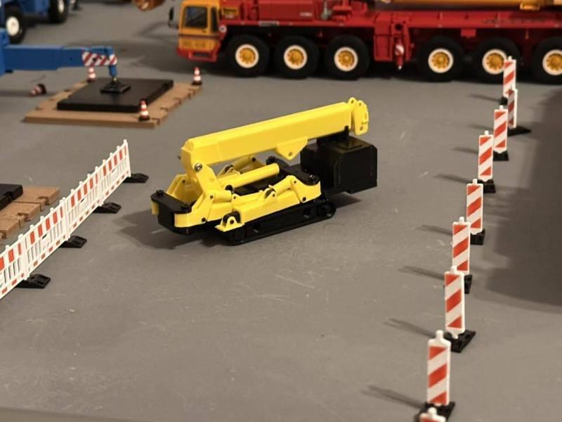 Spider Crane Mini Kran Spinnenkran 1:50 1:50th Scale Crawler