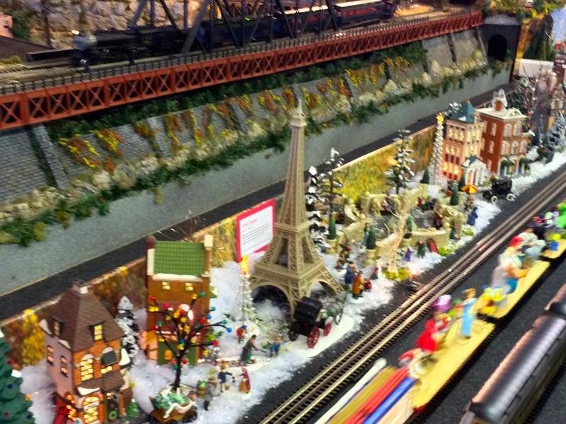 Eiffel Tower w/ BlinkM Elevator