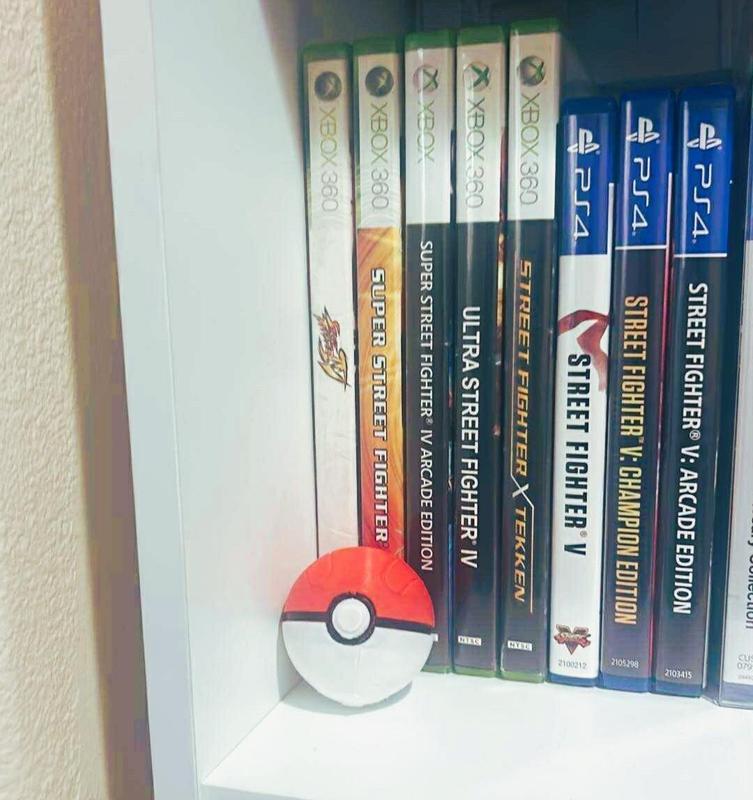 Pokeball (Normal and Multicolor Version)