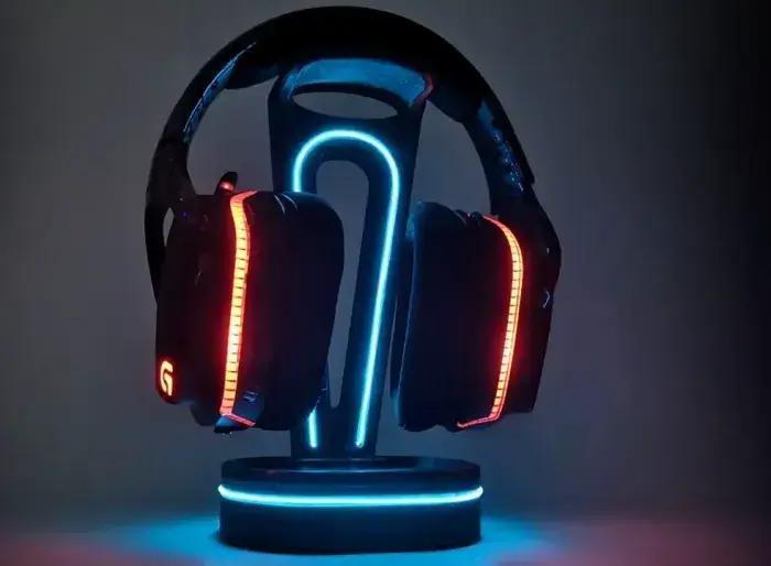 TRON headphone holder
