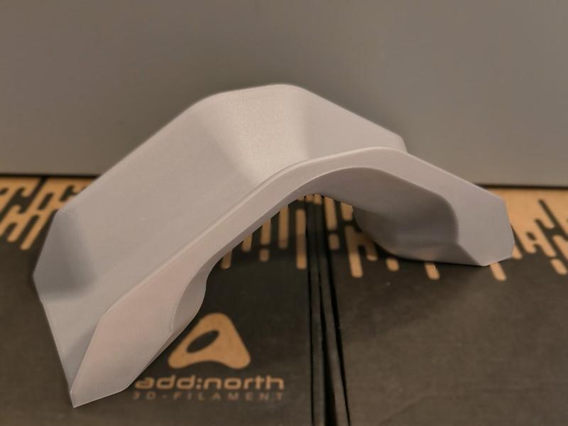 Bridge obstacle for mini-golf