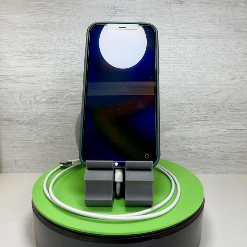 Apple - iPhone Support (and sound booster)