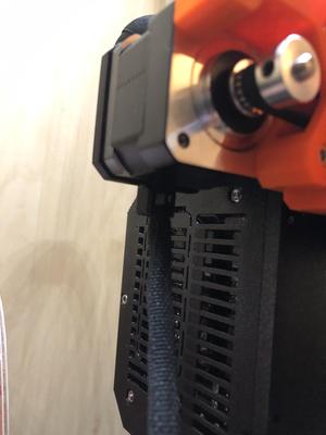 Nema17 endcap with cable strain relief