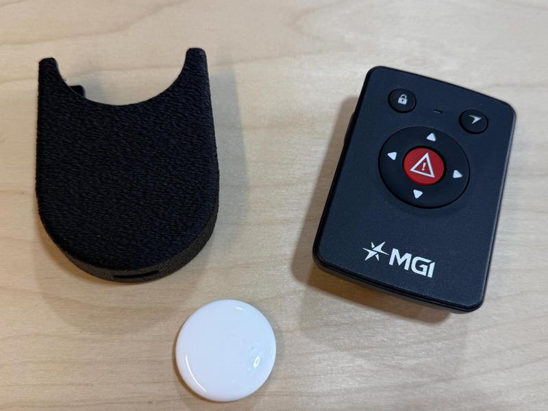 MGI AI Nav GPS Golf Caddy - Air Tag Remote Holder
