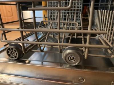 Dishwasher rack wheel