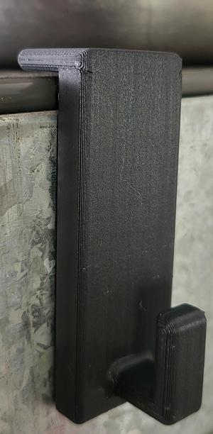 Larger magnetic hooks