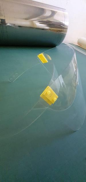 Emergency face shield URX-1