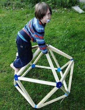 Regular icosahedron Dome Connector